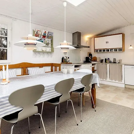 Holiday home 5 Person In